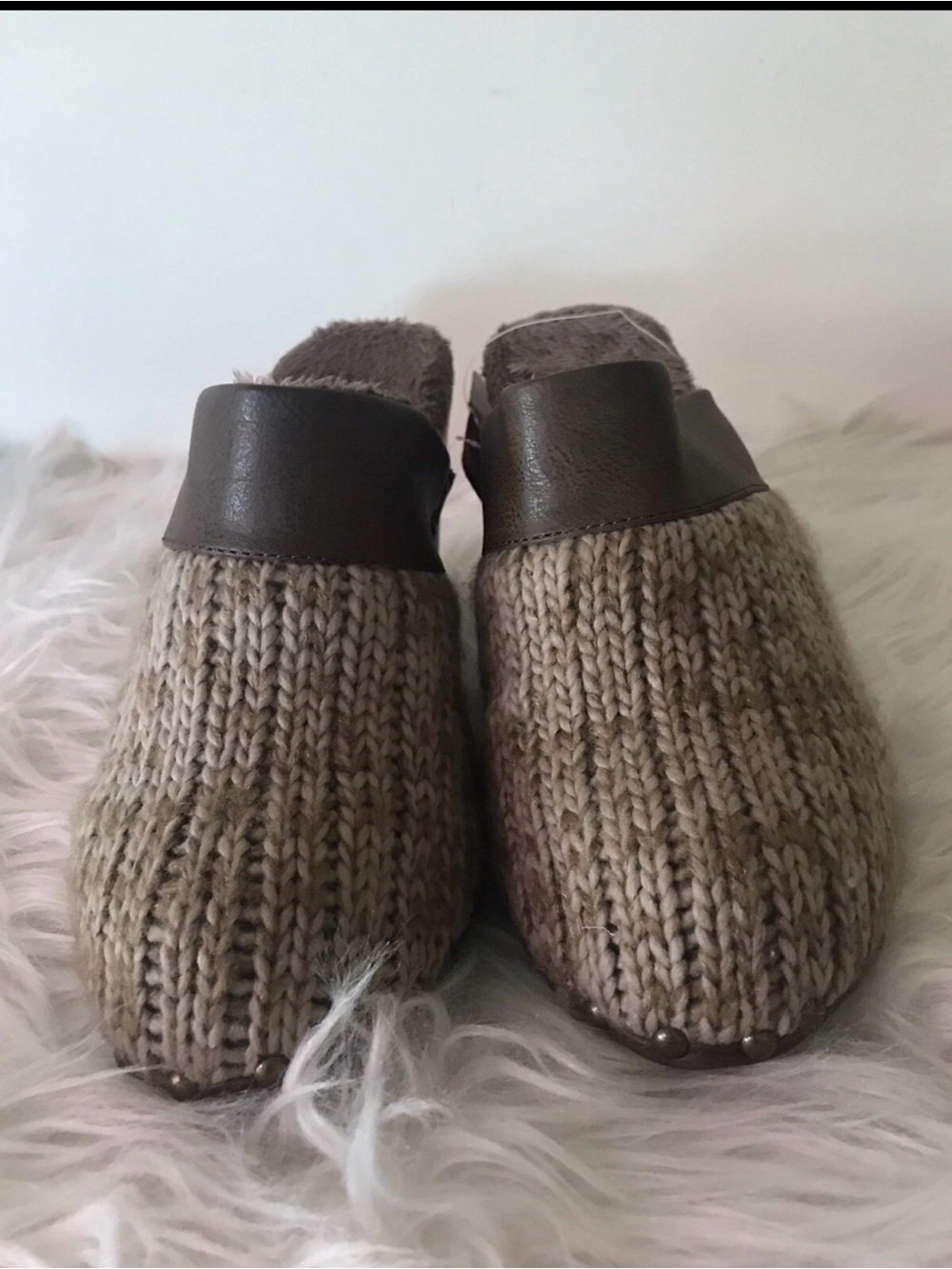 Cozy Knit Slip-On Clogs in Taupe with Brown Trim